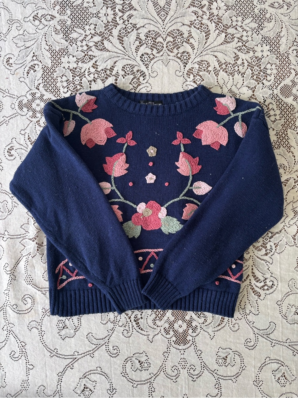 Vintage Navy Floral Embroidered Knit Sweater | Cottagecore Romantic | Size M